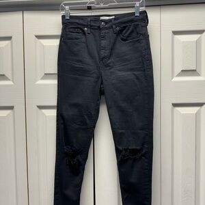 Black Distressed Women's Jeans